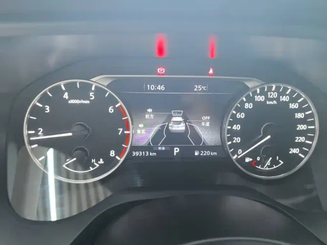 Nissan X-Trail — Фото автомобиля 2