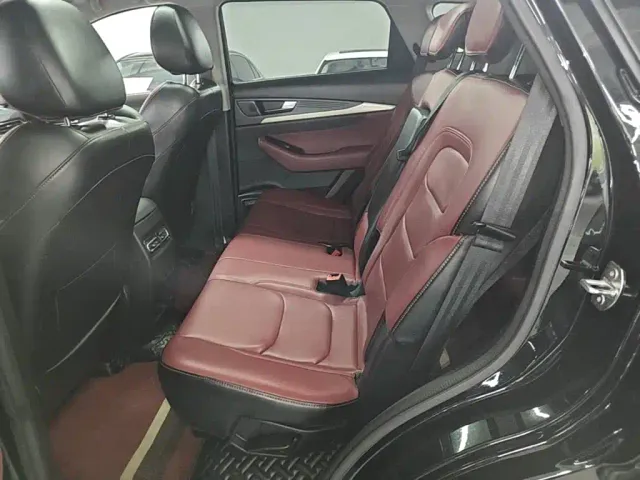Jetour X70 — Фото автомобиля 16