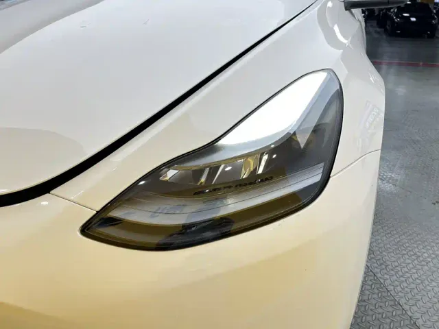 Tesla Model Y — Фото автомобиля 6