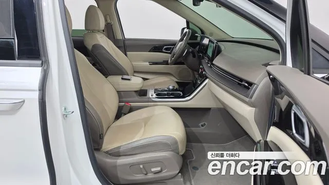Kia Carnival 4th Gen — Фото автомобиля 11