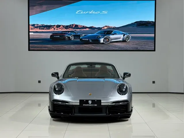 Porsche 911 — Фото автомобиля 2