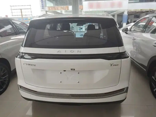 GAC Aion Y — Фото автомобиля 5