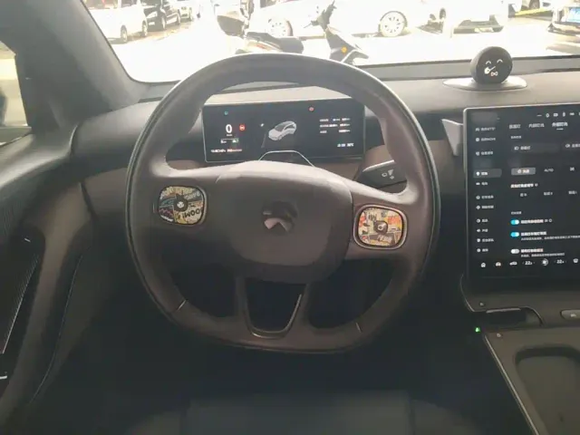 Nio ET5 Touring — Фото автомобиля 10