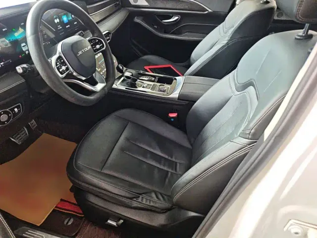 Jetour X90 — Фото автомобиля 10