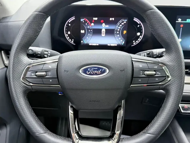 Ford Lingrui — Фото автомобиля 13