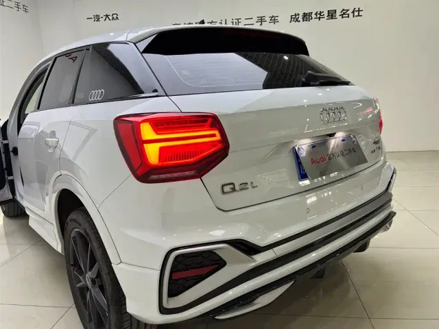 Audi Q2L — Фото автомобиля 7