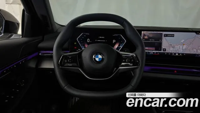 BMW 5 Series G60 — Фото автомобиля 19