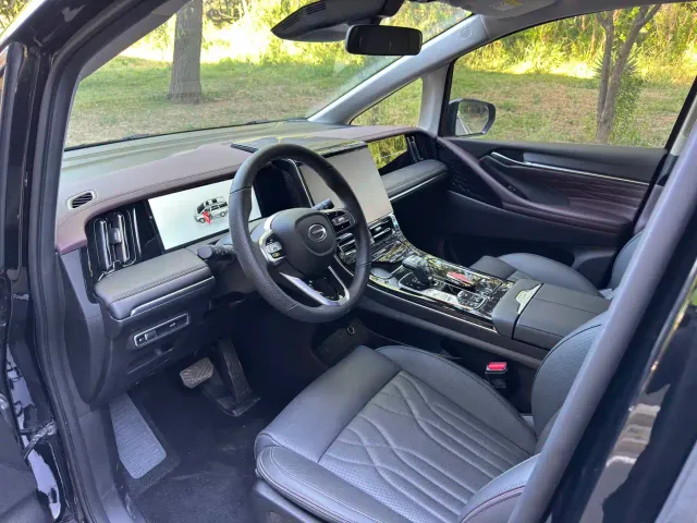 GAC Trumpchi M8 — Фото автомобиля 12