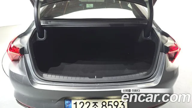 Kia K8 K8 Hybrid — Фото автомобиля 23