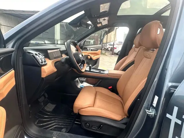 Geely Boyue L — Фото автомобиля 7