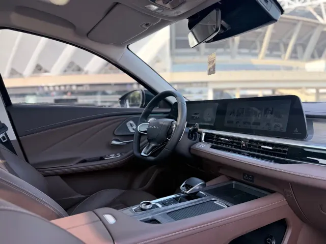 Chery Arrizo 8 — Фото автомобиля 14