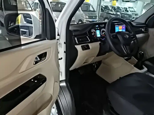 Changan Kuayue Kuayuexing V5 — Фото автомобиля 15