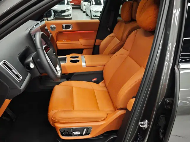 Li Auto L7 — Фото автомобиля 11