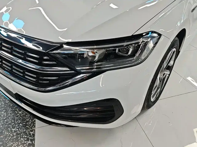 Volkswagen Sagitar — Фото автомобиля 23
