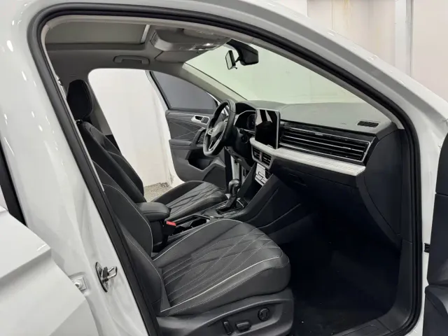 Volkswagen Tiguan L — Фото автомобиля 4