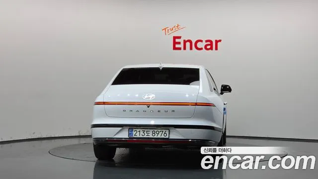 Hyundai Grandeur GN7 — Фото автомобиля 4