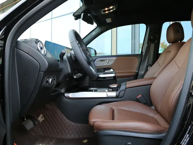 Mercedes-Benz GLB-Class — Фото автомобиля 14