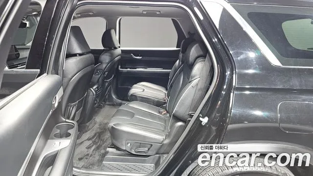 Hyundai Palisade — Фото автомобиля 12