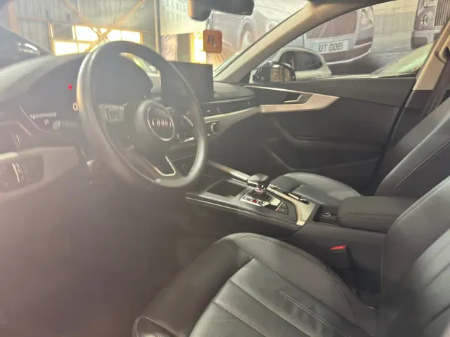 Audi A4 — Фото автомобиля 4