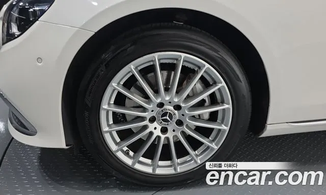 Mercedes-Benz E-Class W213 — Фото автомобиля 5