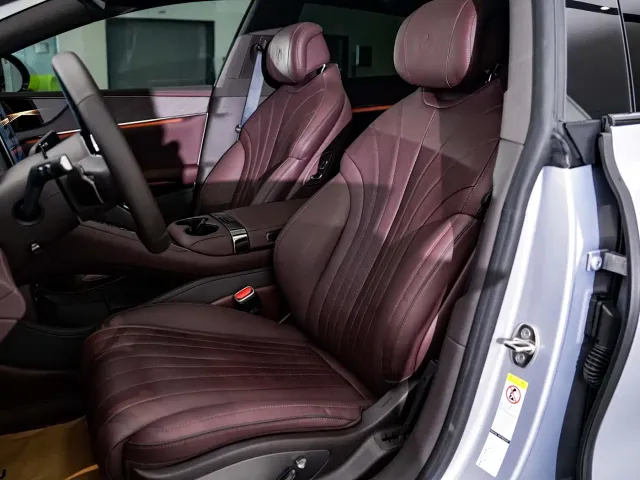 Denza Z9GT — Фото автомобиля 8