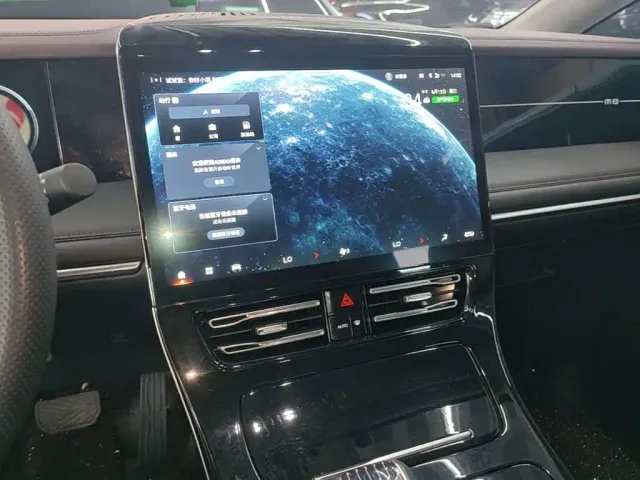 GAC Trumpchi M8 — Фото автомобиля 12