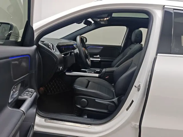 Mercedes-Benz GLA-Class — Фото автомобиля 14