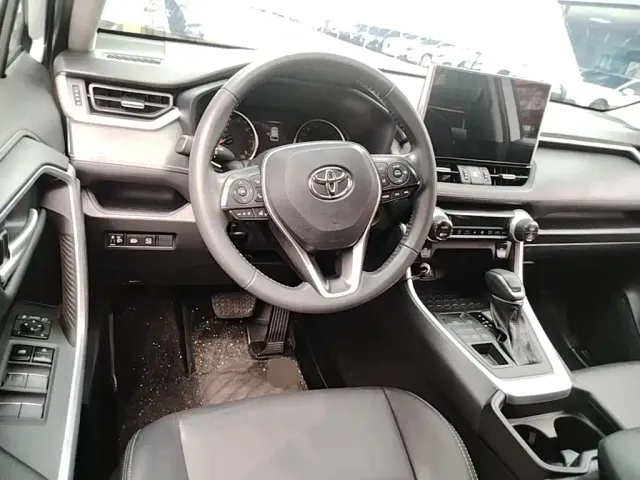 Toyota Wildlander — Фото автомобиля 10