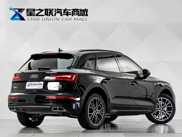 Audi Audi Q5L 2024 Model 40 TFSI Luxury Dynamic — Фото автомобиля 6