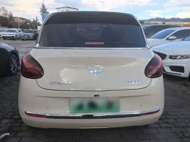 Wuling Bingo — Фото автомобиля 5