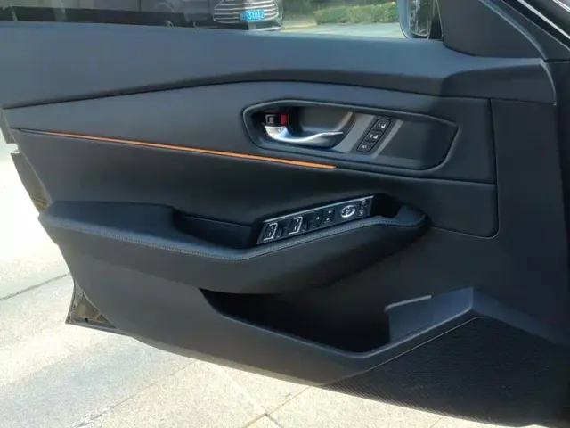 Honda Accord — Фото автомобиля 7