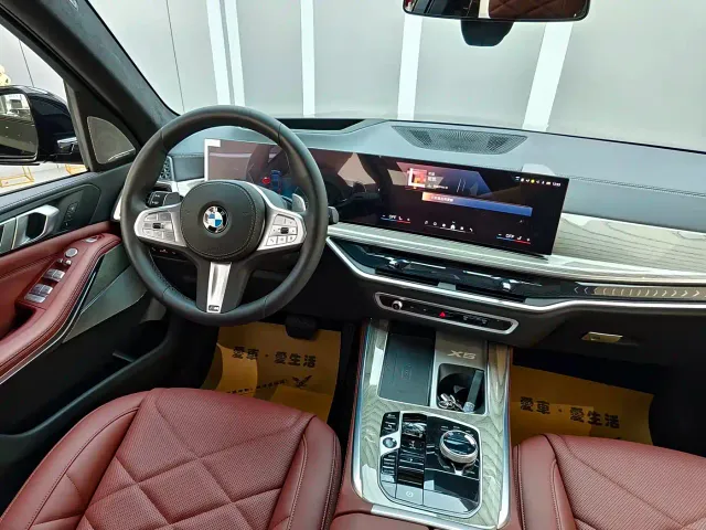 BMW X5 — Фото автомобиля 10