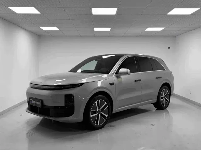 Фотография автомобиля — Li Auto L6