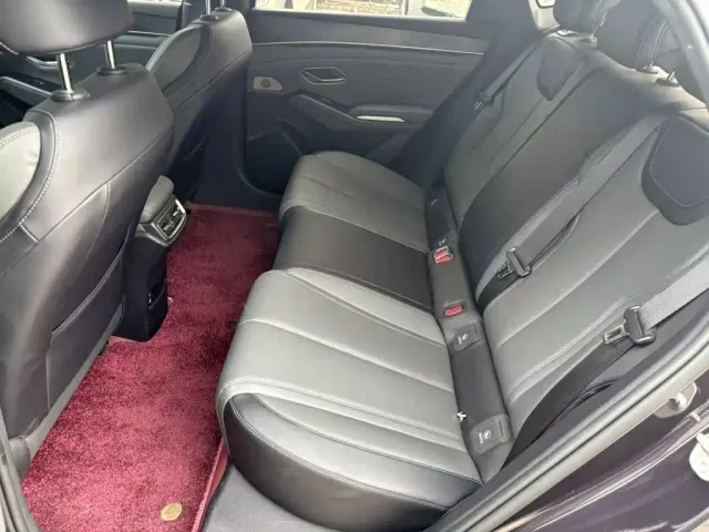BYD Qin L — Фото автомобиля 16