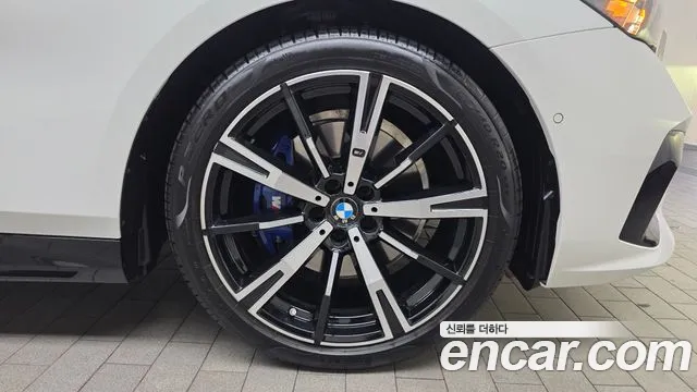 BMW 5-Series 5 серия (G60) 530i xDrive M Sport — Фото автомобиля 21