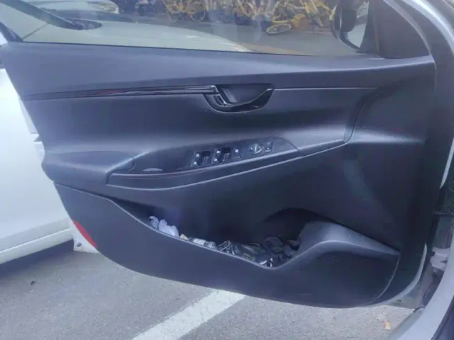 Hyundai Elantra — Фото автомобиля 7