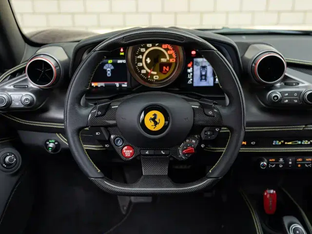 Ferrari F8 — Фото автомобиля 11