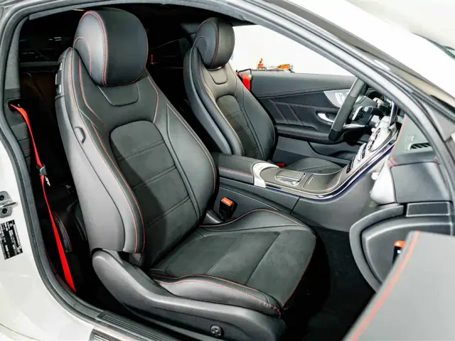 Mercedes-Benz C-Class — Фото автомобиля 19