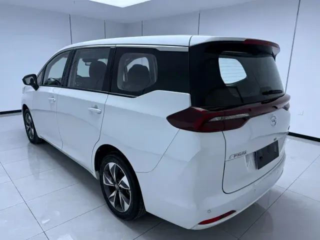 GAC Trumpchi M6 — Фото автомобиля 6
