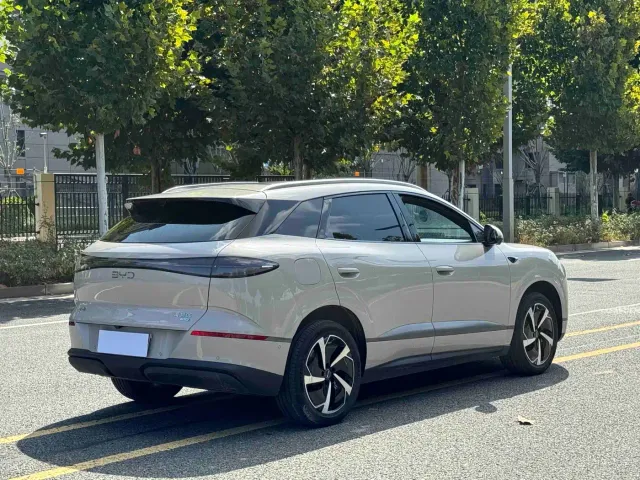 BYD Sealion 06 — Фото автомобиля 9