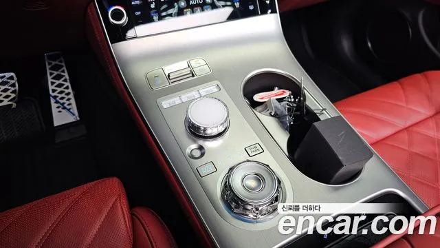 Genesis GV70 3.5T Бензин 2WD — Фото автомобиля 8