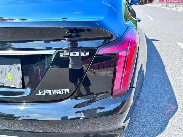 Cadillac CT5 — Фото автомобиля 10