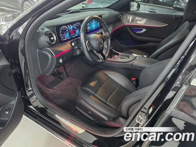 Mercedes-Benz E-Class E-класс W213 E350 4MATIC Exclusive — Фото автомобиля 10