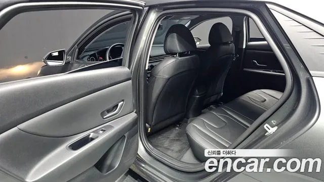 Hyundai AVANTE Avante (CN7) — Фото автомобиля 29