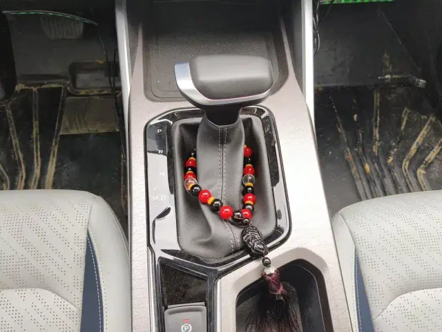 Geely Emgrand — Фото автомобиля 6