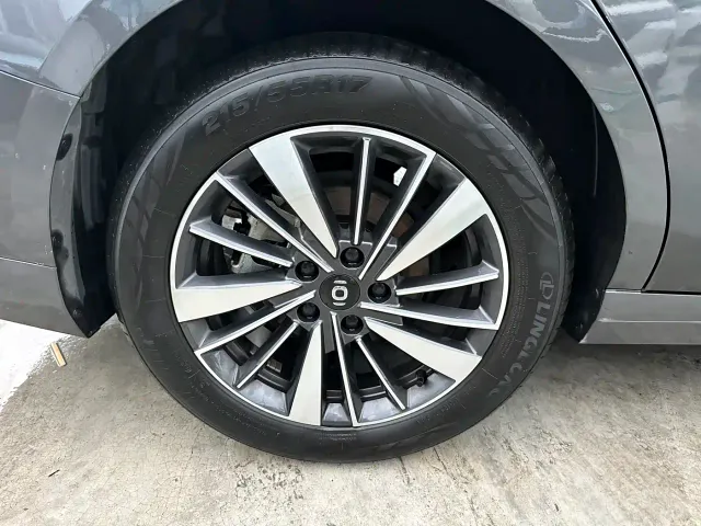 Changan Qiyuan A05 — Фото автомобиля 9