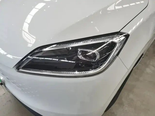 Wuling Hongguang — Фото автомобиля 23