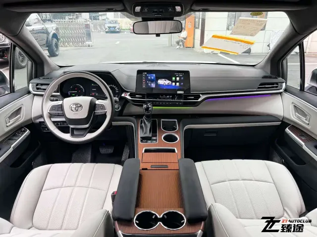 Toyota Granvia — Фото автомобиля 5