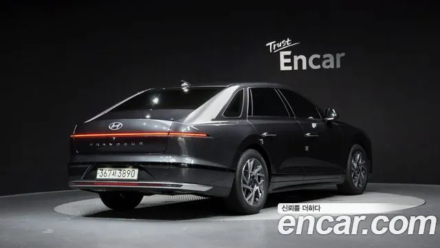 Hyundai Grandeur Grandeur (GN7) 2.5 Бензин 2WD — Фото автомобиля 2