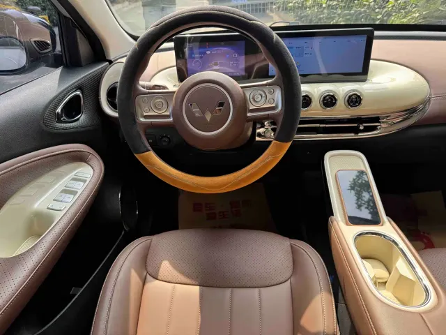 Wuling Bingo — Фото автомобиля 9
